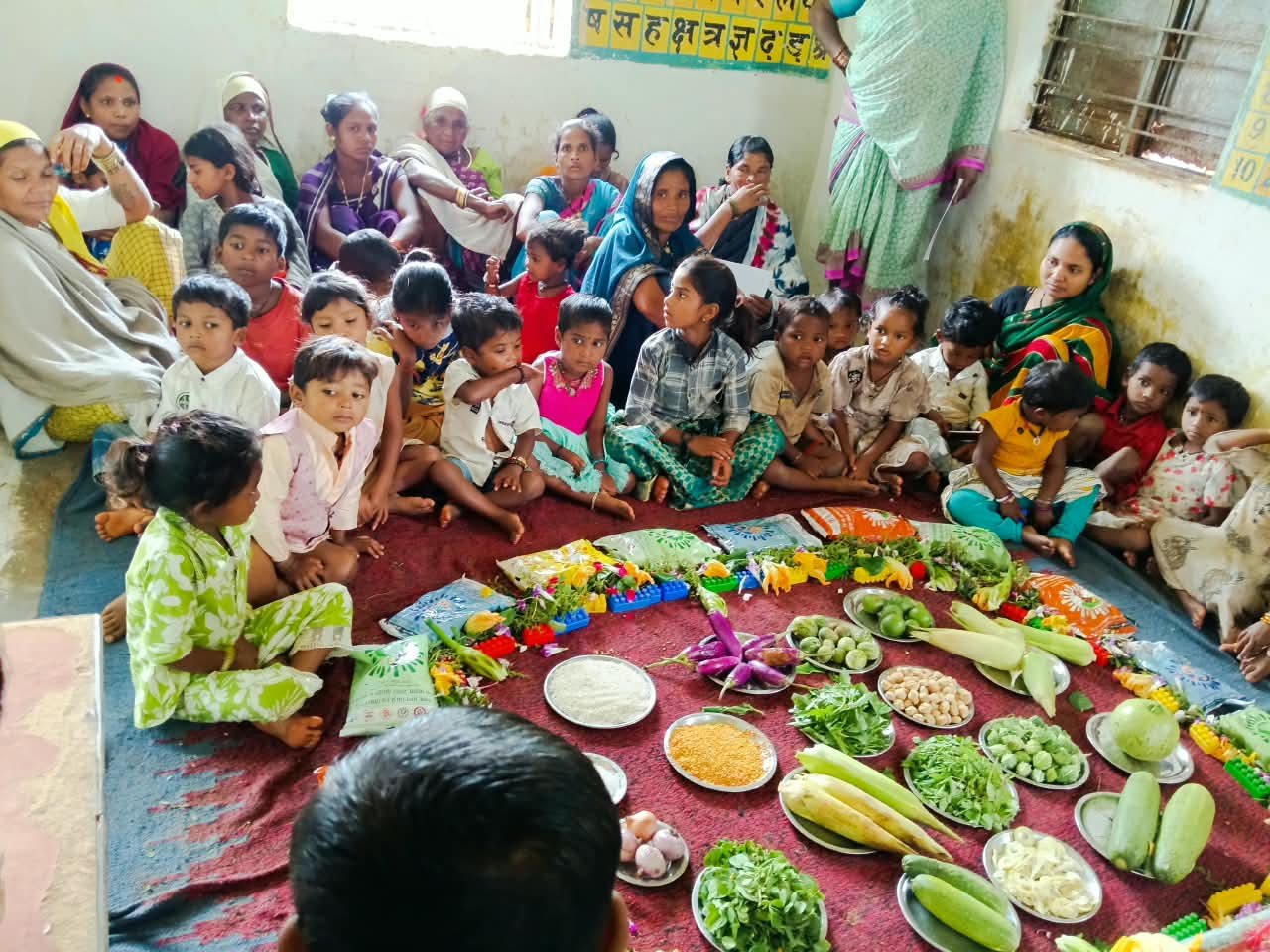 बैगा अंचल की 135 आंगनबाड़ियों में एक साथ सजा ‘आंगन मिलन सेवा’